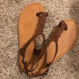 Braided sandal